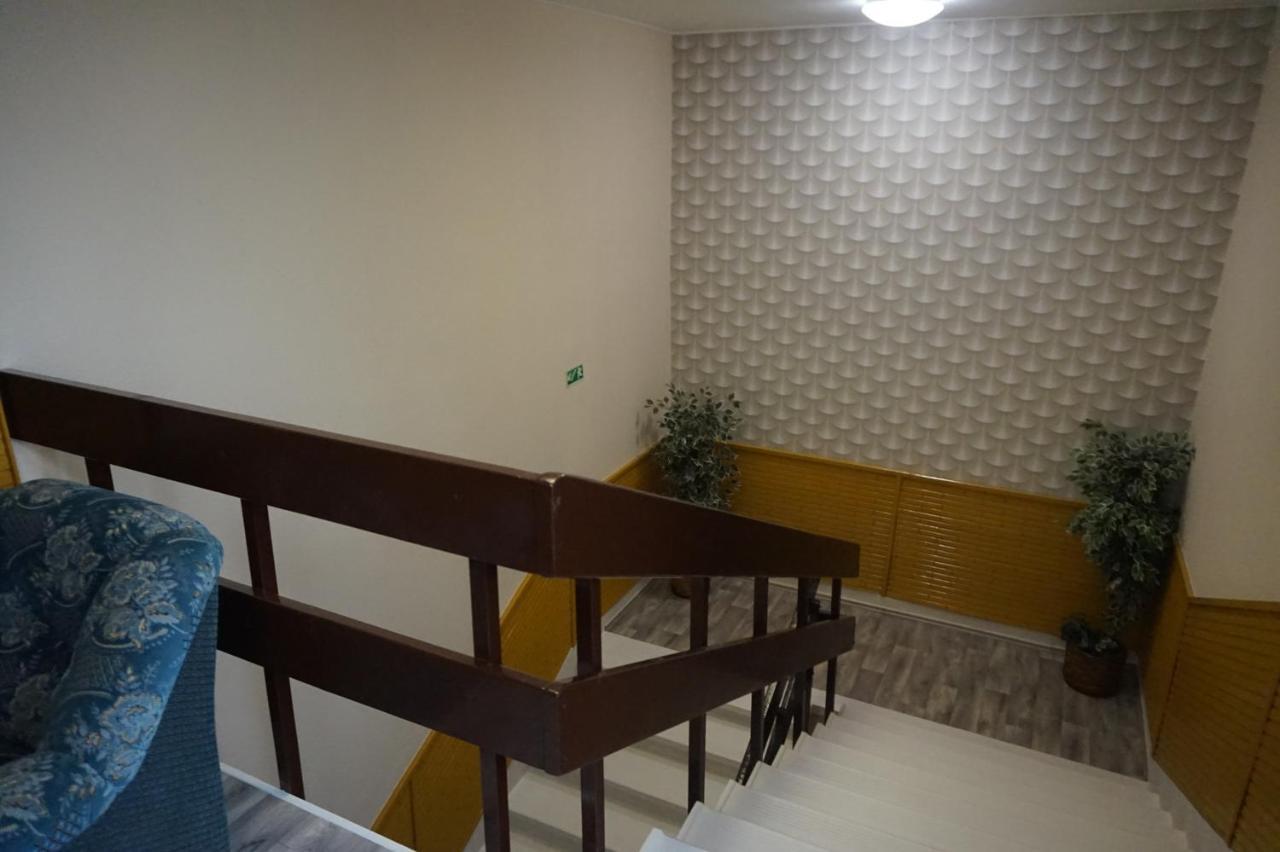 Hotel Ajka Uezlethaz Panzio Ajka Bagian luar foto